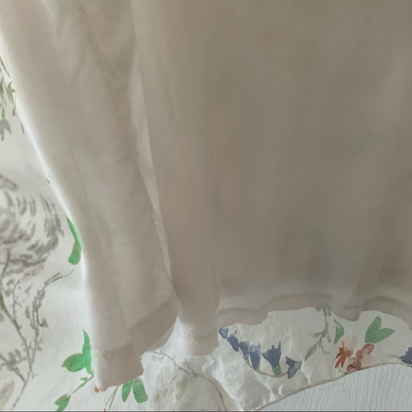 Floral silk blouse perfect for spring - Picture 3 of 6